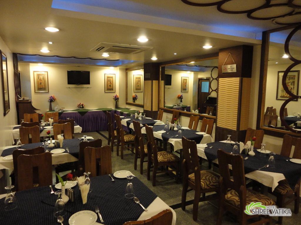 Hotel Shree Vatika Bhopal Esterno foto
