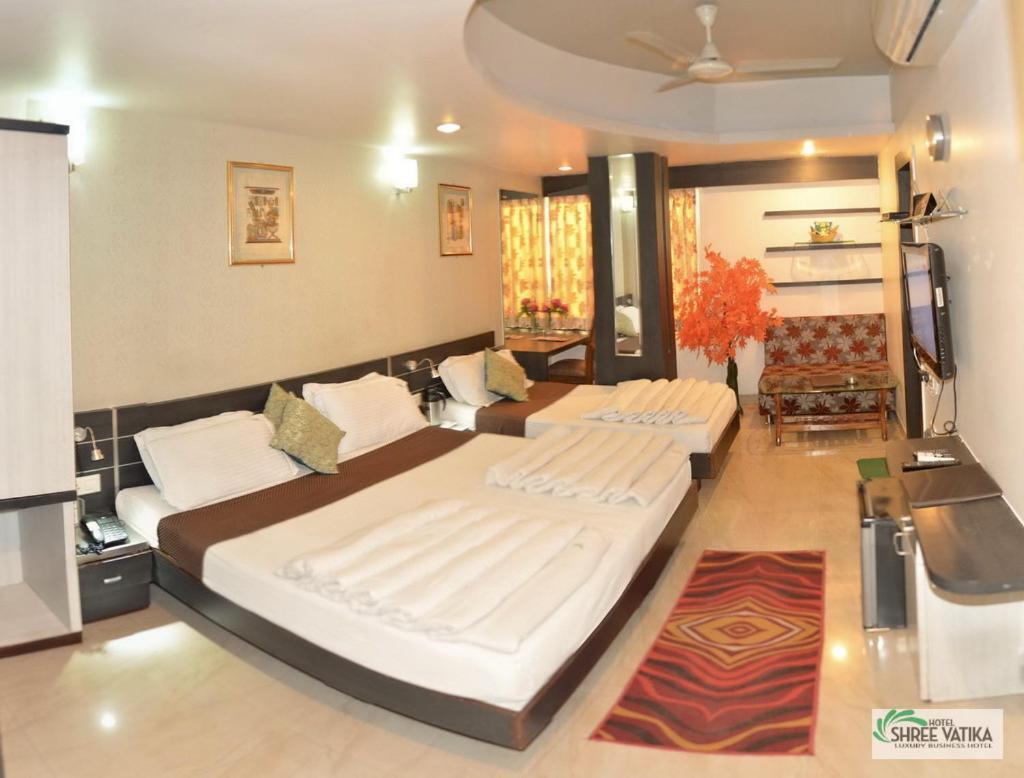 Hotel Shree Vatika Bhopal Esterno foto