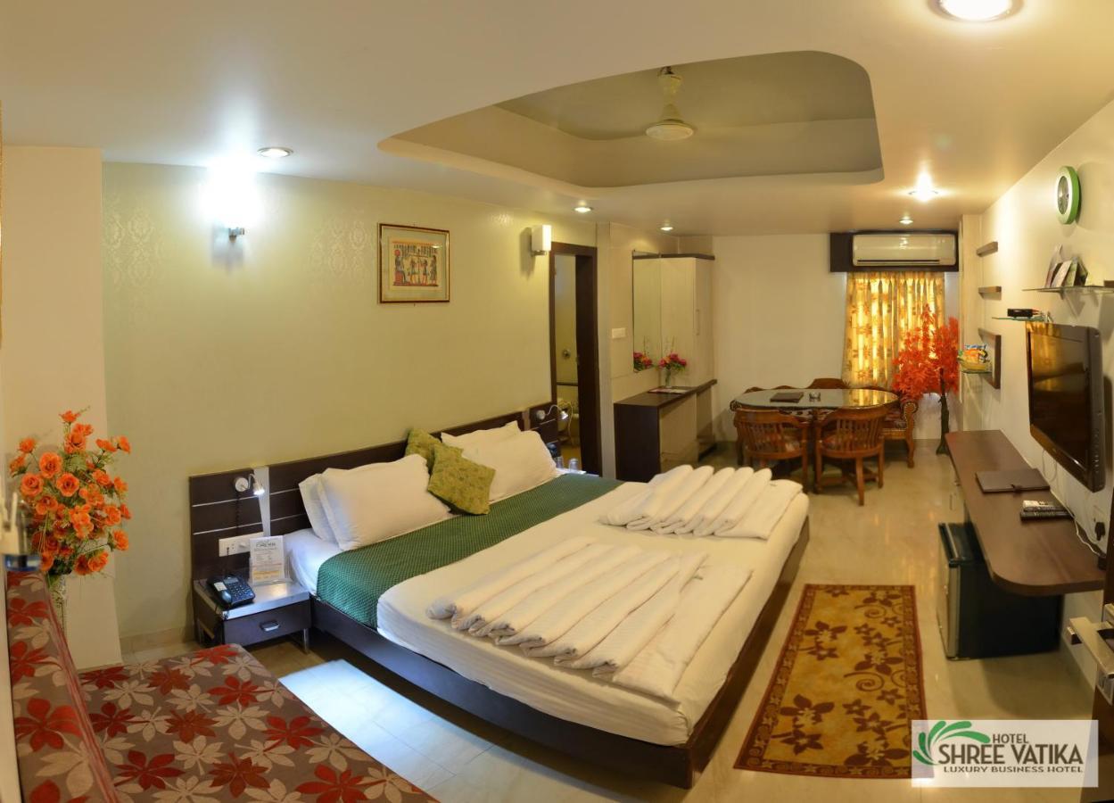 Hotel Shree Vatika Bhopal Esterno foto